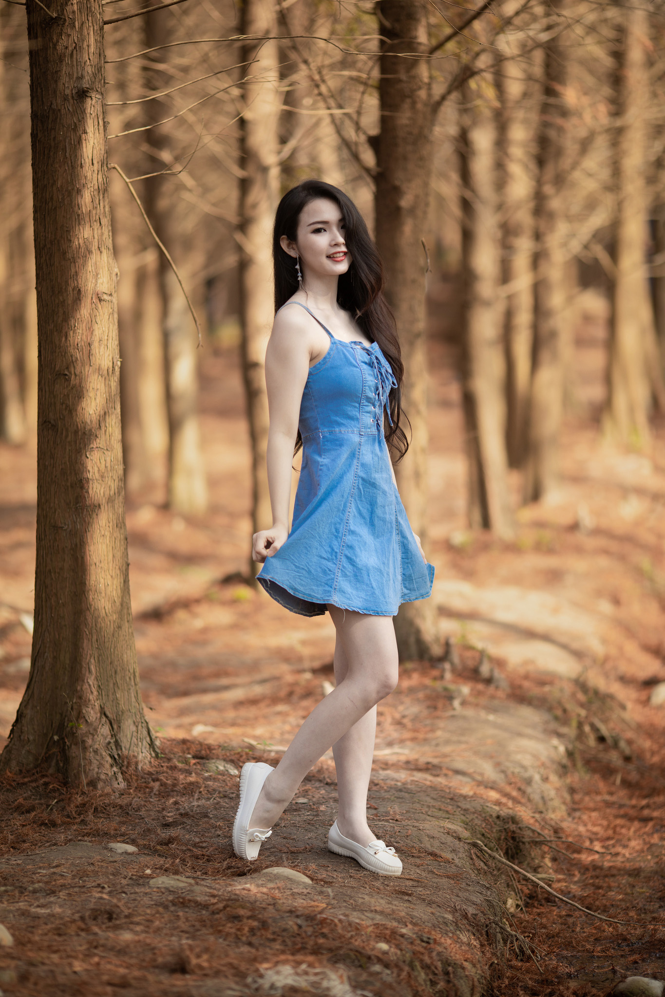 沈秋國作品  邻家女孩杨宓凌